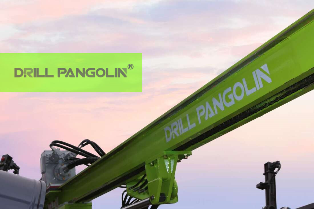 DRILL PANGOLIN DTH crawler drilling rig