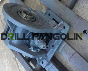 Feed gearbox assembly P/N:530111100 for Ingersoll Rand CM351 pneumatic crawler drilling rig