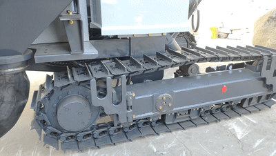 Maintenance-free chassis of DTH Hydraulic crawler driling rig_air compressor on board_KHITAN-930-DTH_DRILLPANGOLIN
