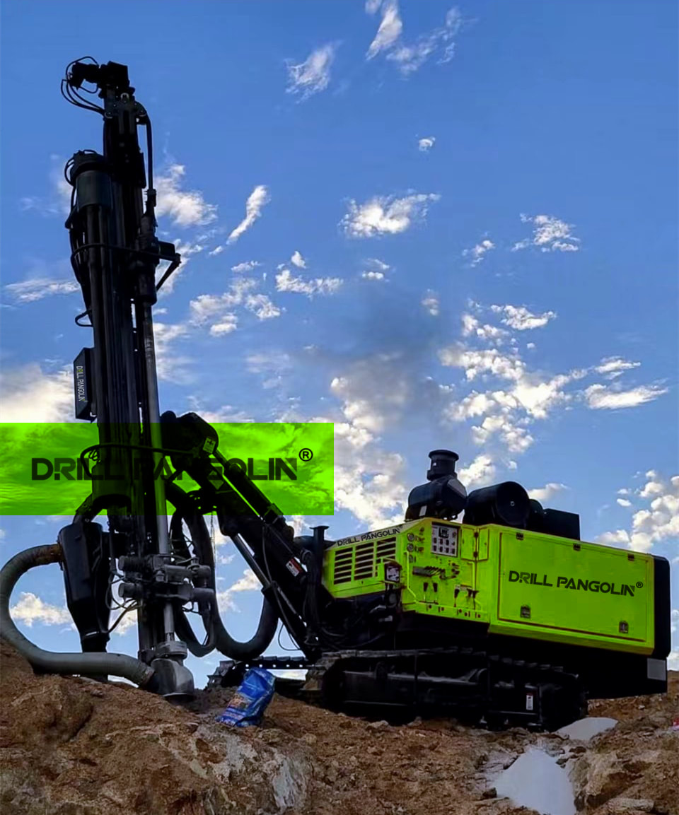 KHITAN-930-DTH Full hydraulic crawler drilling rig (115-152mm)