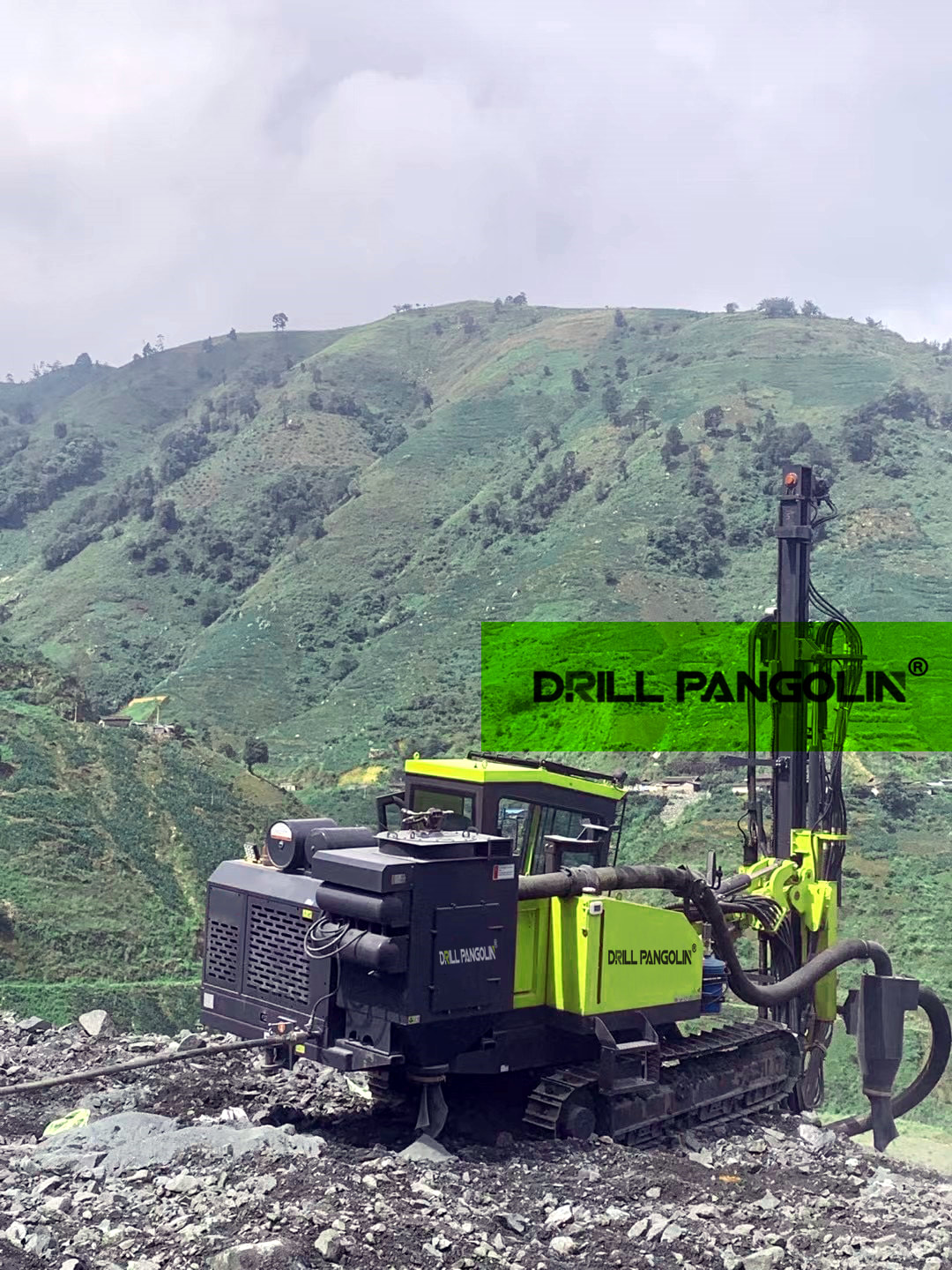 KHITAN-920-DTH Full hydraulic crawler drilling rig