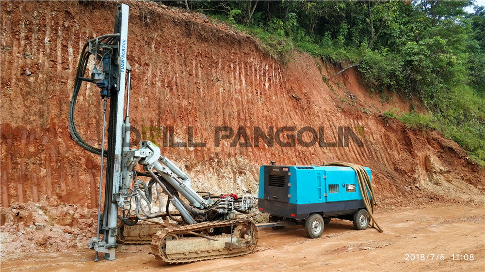 top hammer pneumatic crawler rock drill yuan-pcr200 with PD200 drifter work in Indonesia-3